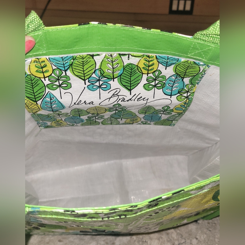 VERA BRADLEY Totes. Set Of 2. Never Used! - Picture 3 of 5